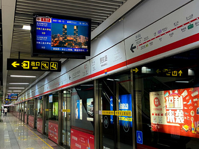 郑州地铁广告